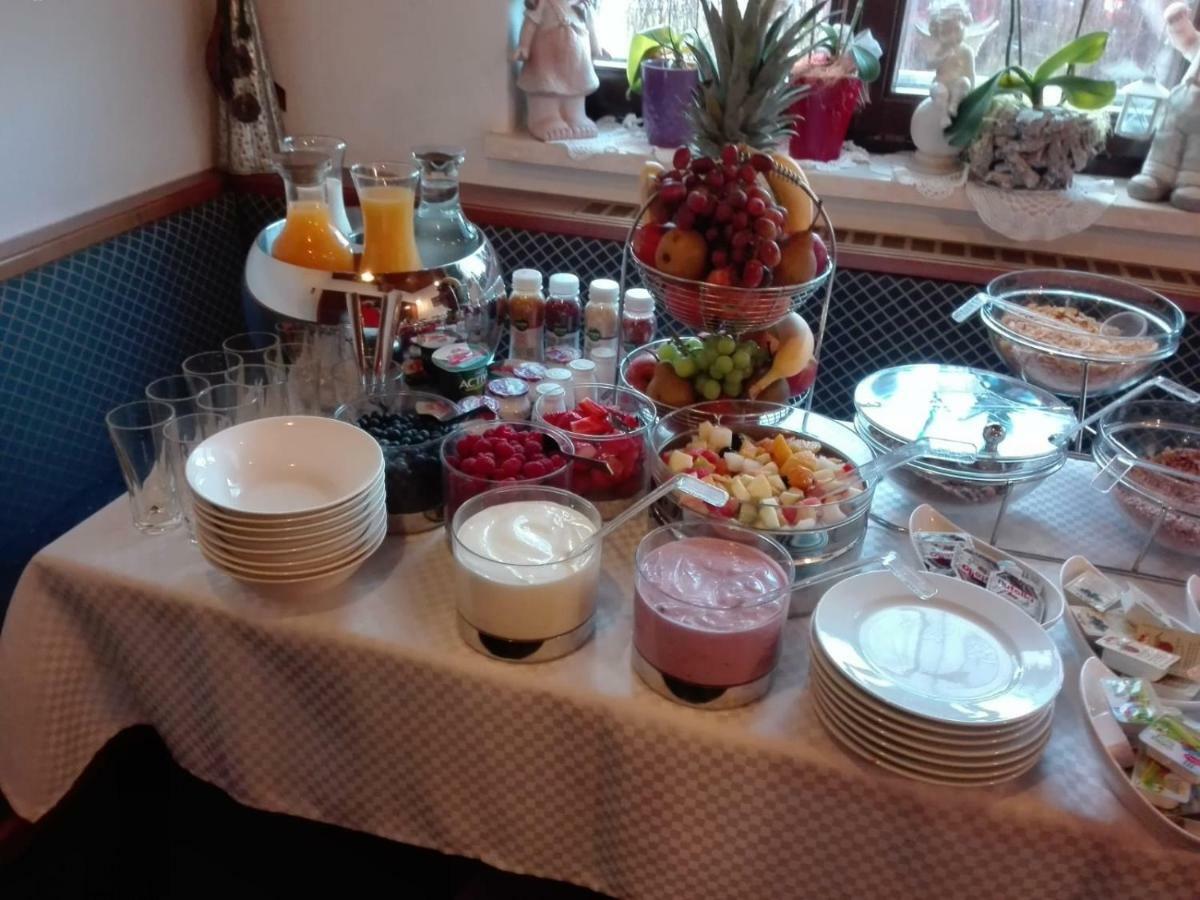 Gaestehaus Cafe Andrea Koflach Bagian luar foto